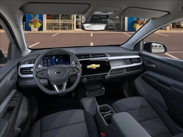 New 2027 White Chevrolet LT image 15