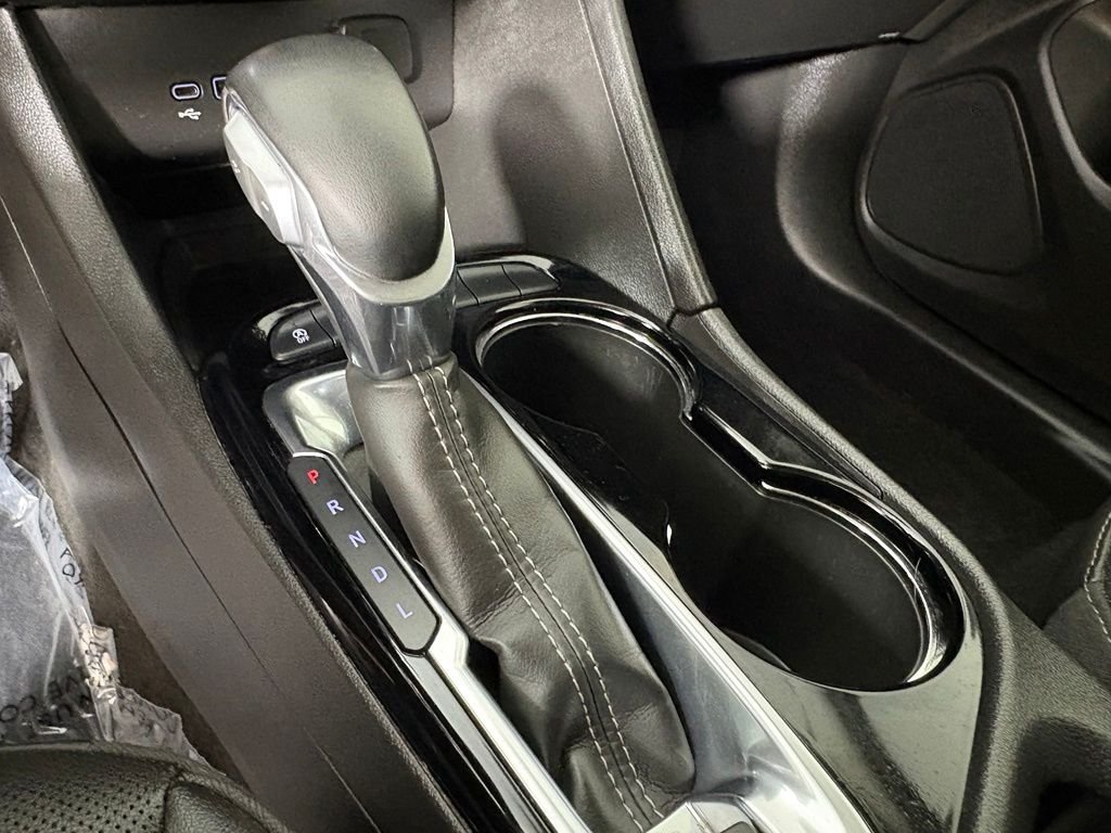 Used 2024 Red Buick Sport Touring image 33
