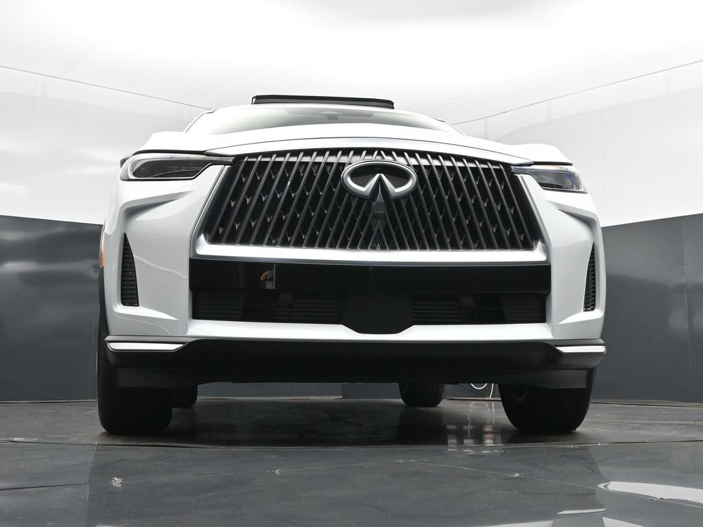 Certified Used 2026 White INFINITI PURE image 46