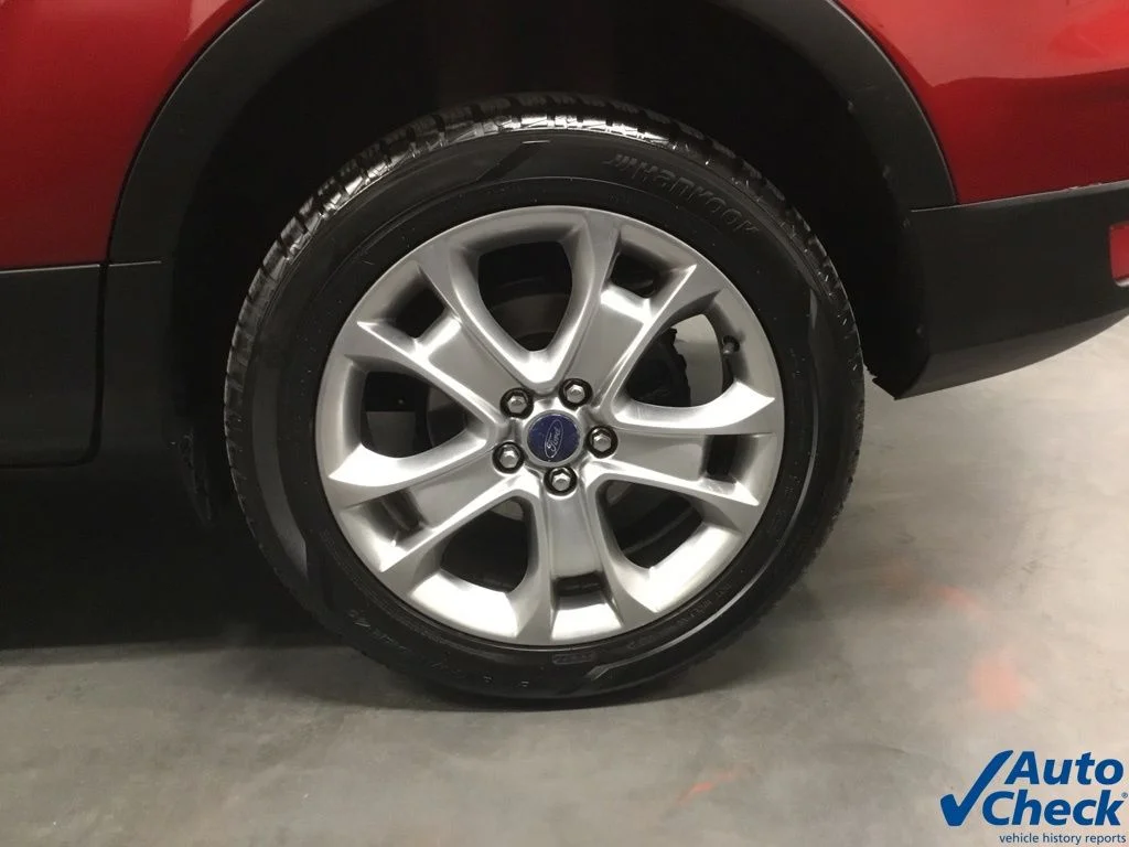 Used 2014 Red Ford Titanium image 19