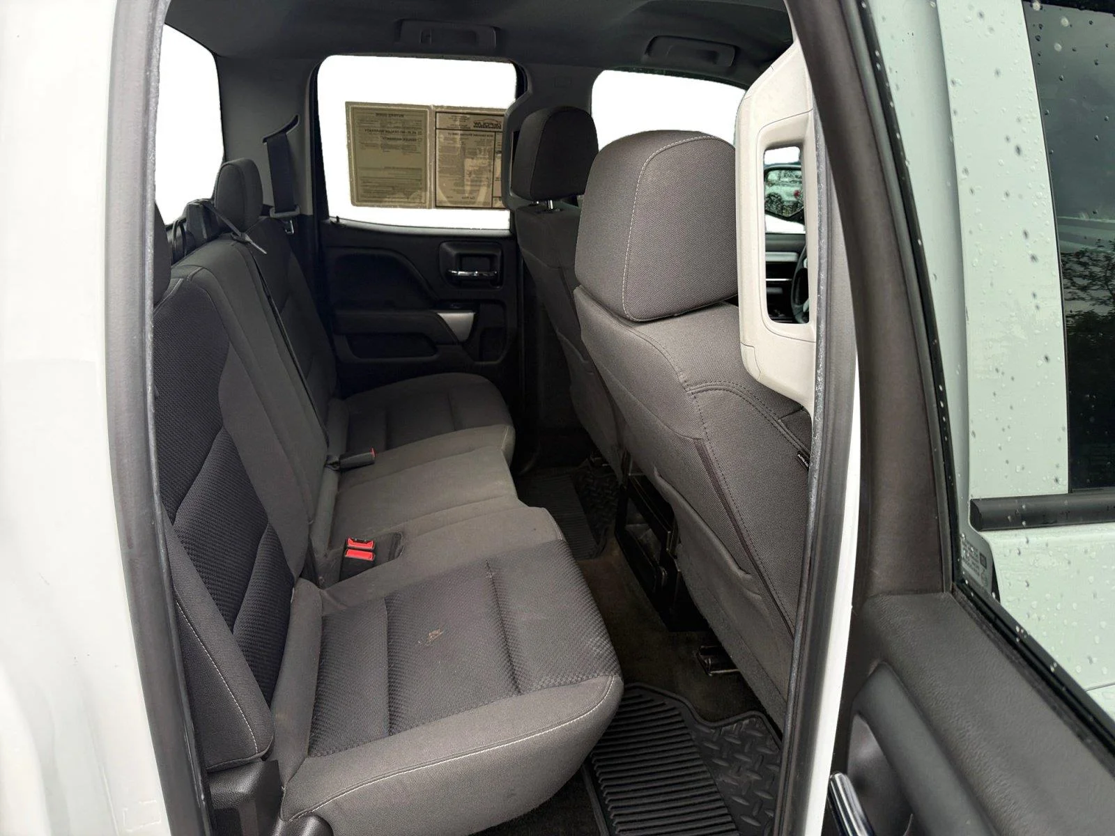 Used 2018 Summit White Chevrolet LT image 22