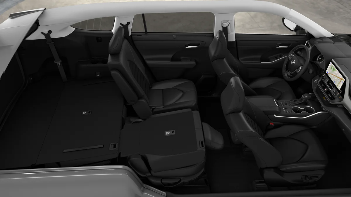 New 2026 Wind Chill Pearl Toyota XLE image 22