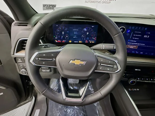 Used 2025 Black Chevrolet High Country image 13