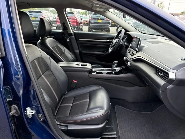 Used 2023 Deep Blue Pearl Nissan 2.5 SR image 9