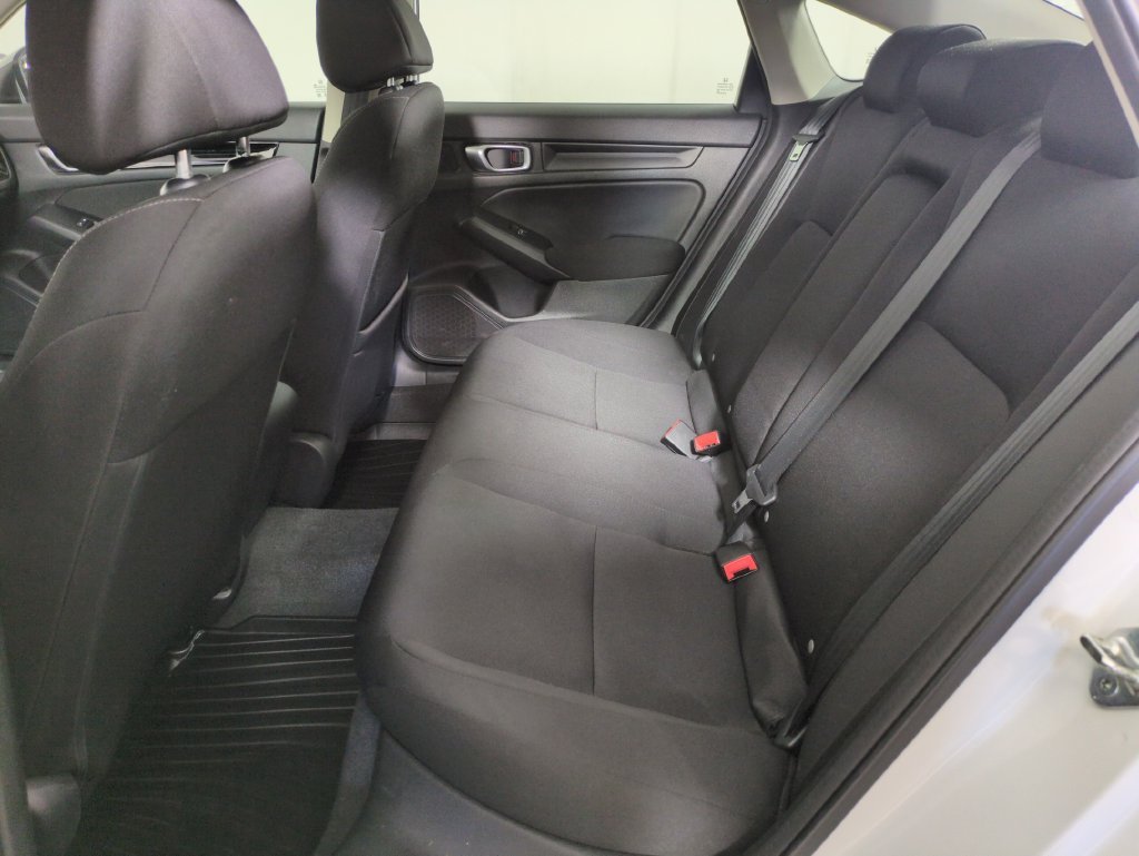 Used 2024 Platinum White Pearl Honda EX image 27