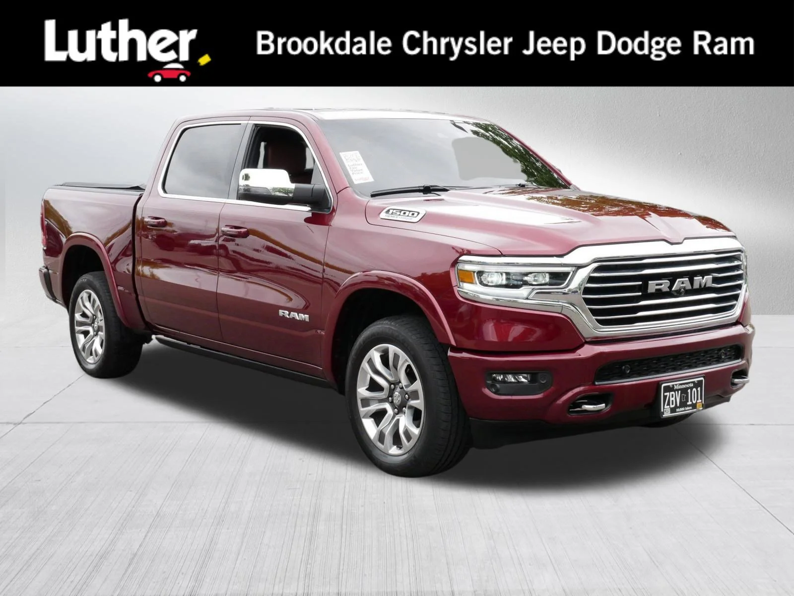 2024 RAM 1500 Longhorn 4x4 Crew Cab 5'7's photo