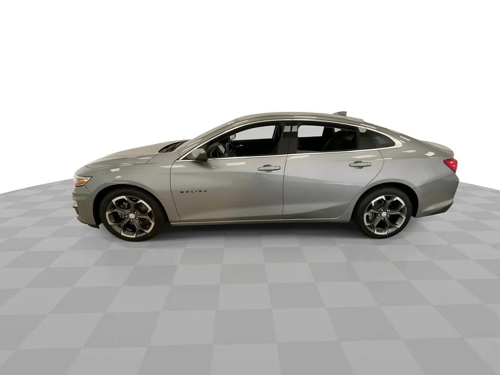Used 2024 GRAY Chevrolet LT image 7