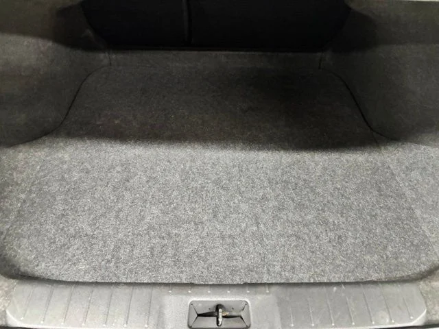 Used 2023 White Nissan SR image 24