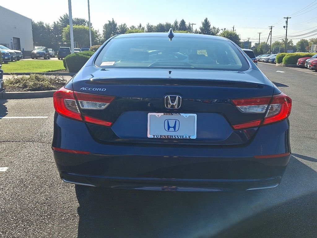 Certified Used 2018 Obsidian Blue Pearl Honda LX image 5