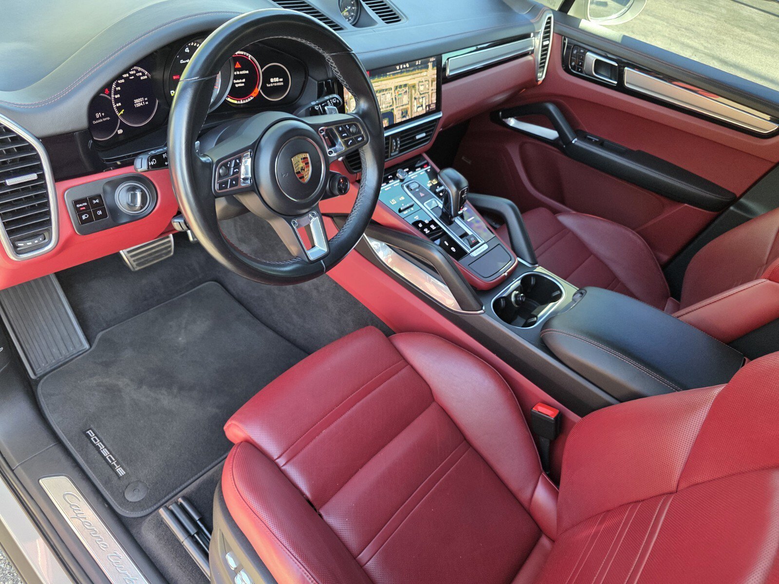 Used 2021 Chalk Porsche Turbo S E-Hybrid image 11