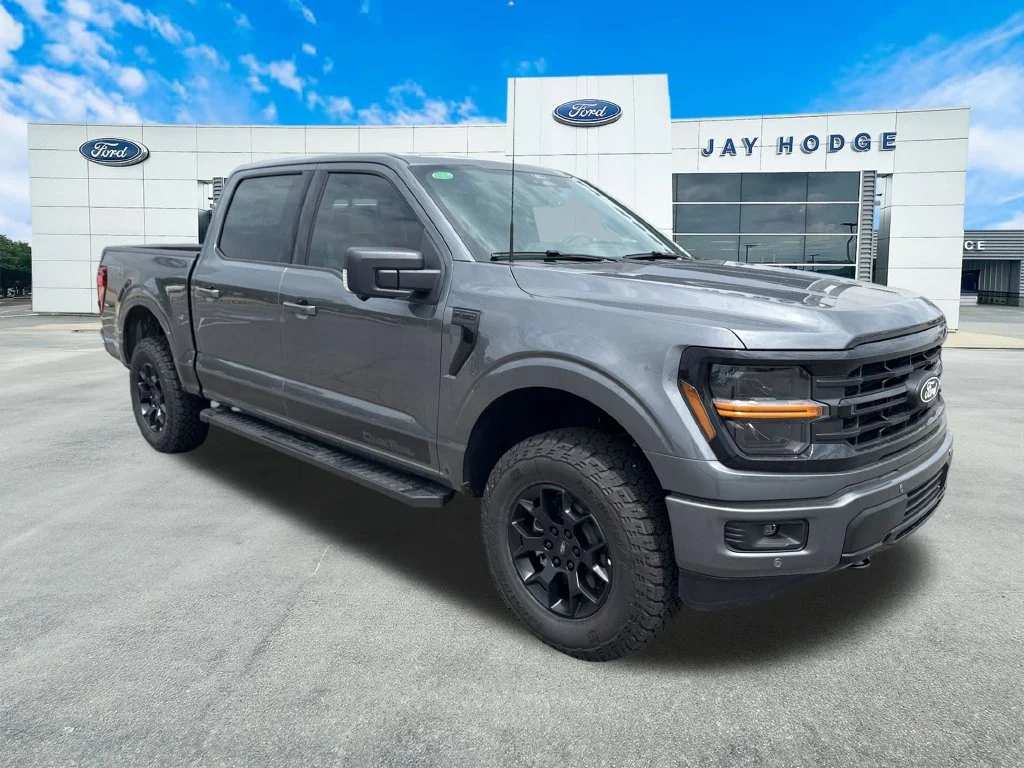 New 2026 Carbonized Gray Metallic Ford XLT image 1
