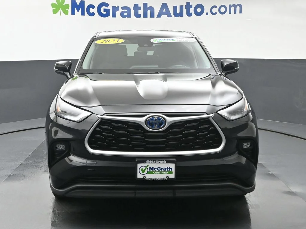 Used 2023 Black Toyota LE image 6