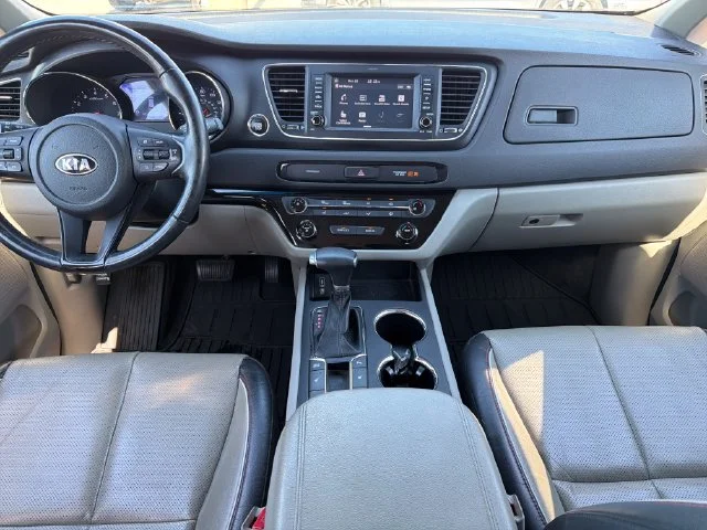 Used 2020 Silver Kia EX image 9