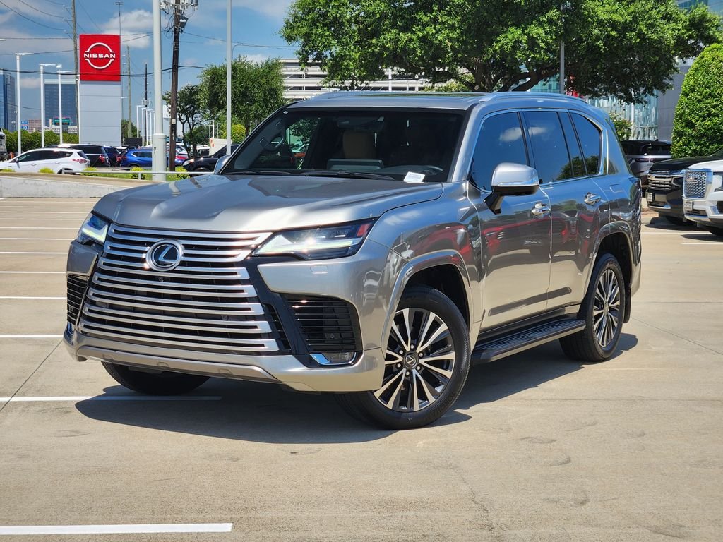 2022 Lexus LX 600 600's photo