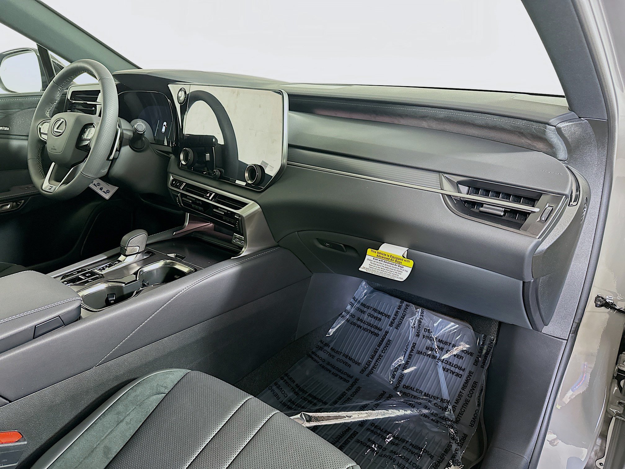 2026 Lexus RX 500h F-Sport - Photo 29
