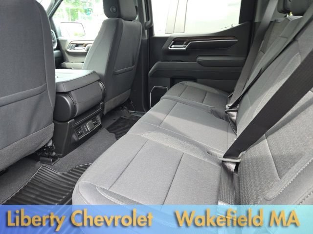 New 2026 Summit White Chevrolet LT (2FL) image 8