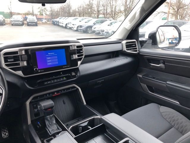 Used 2023 Ice Toyota SR5 image 34