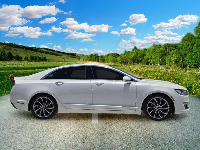 Certified Used 2019 White Lincoln Reserve image 7