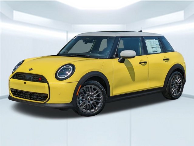 2026 MINI 4 Door Iconic