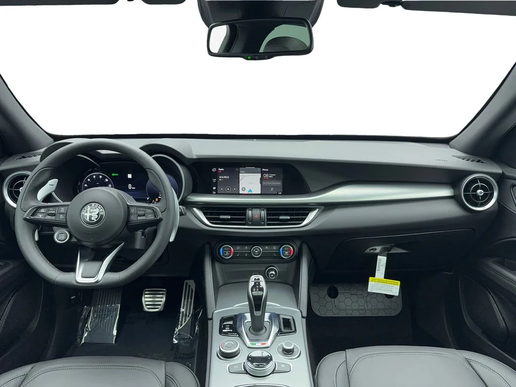 New 2025 Blue Alfa Romeo Base image 15
