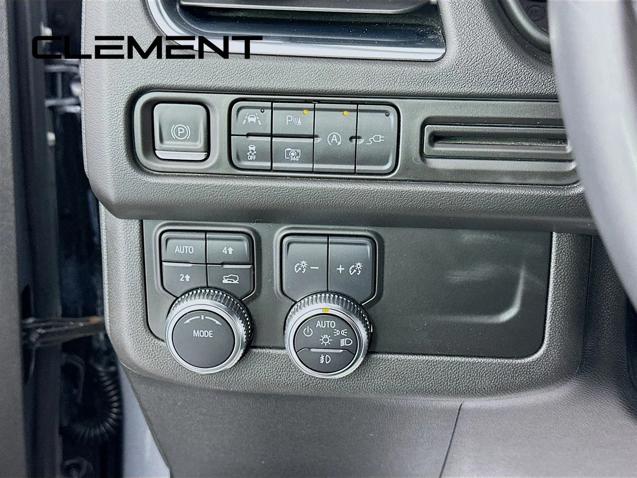 Used 2022 Gray GMC SLT image 14