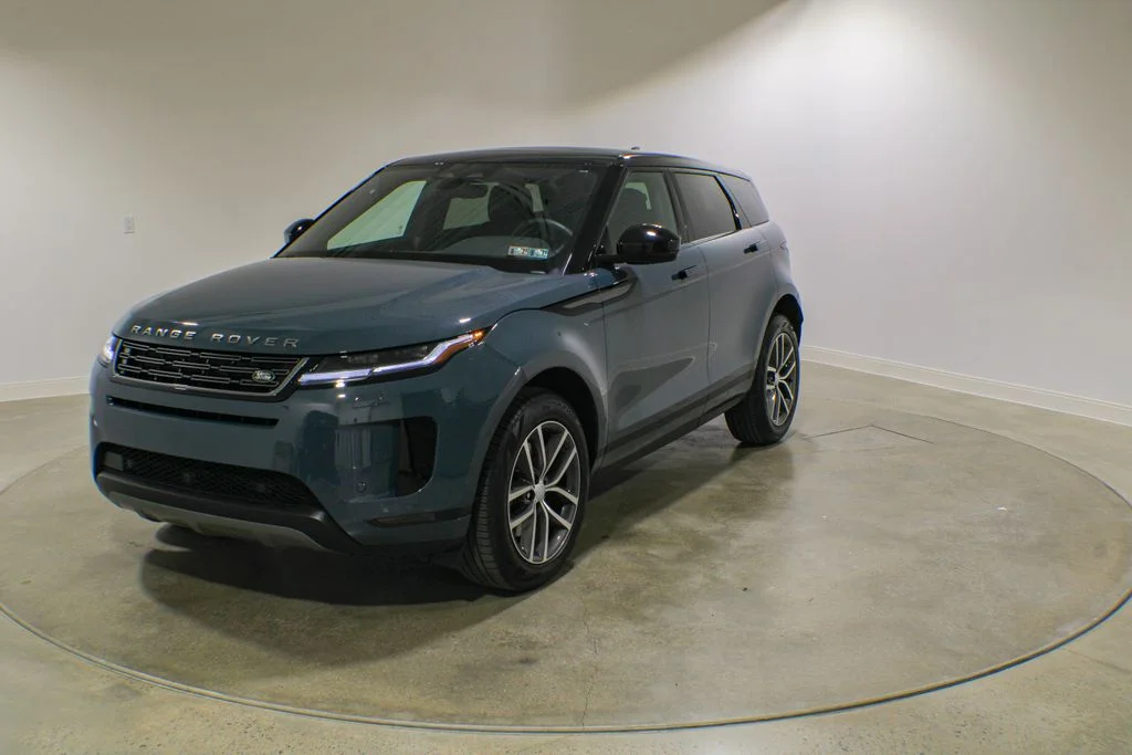 2026 Land Rover Range Rover Evoque S's photo