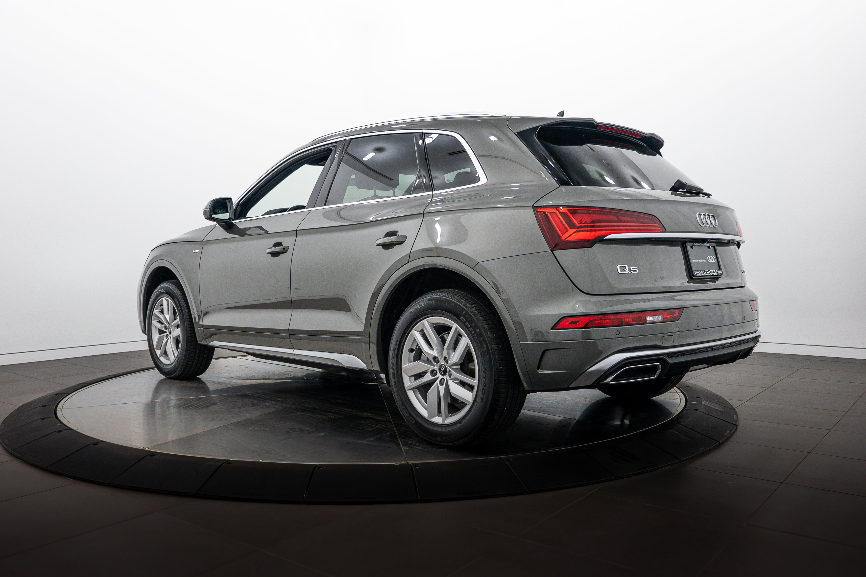 Certified Used 2023 Chronos Gray Metallic Audi S line Premium image 5