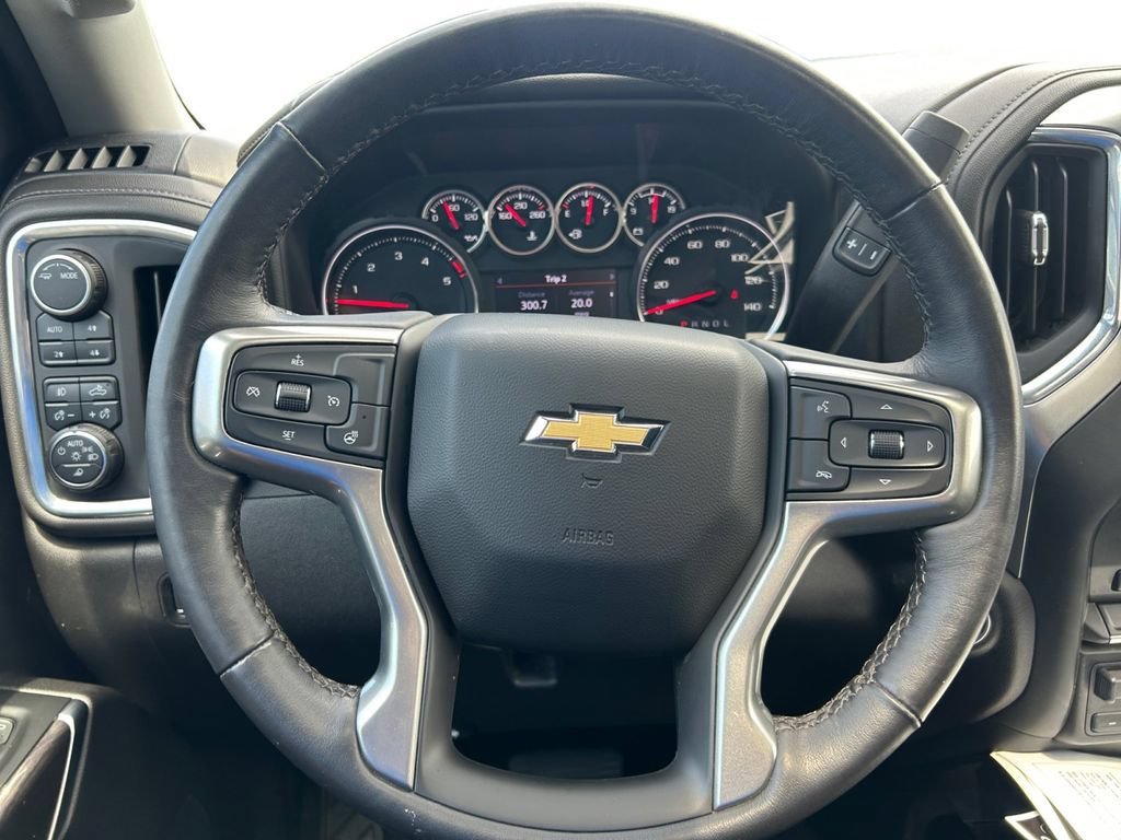 Used 2022 Silver Ice Metallic Chevrolet LTZ image 17