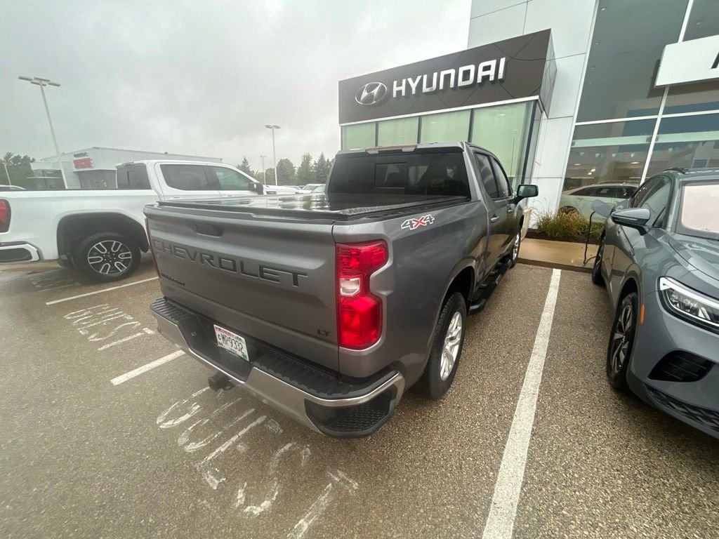 Used 2020 Gray Chevrolet LT image 5