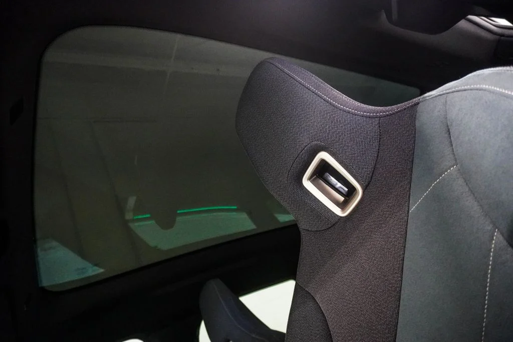Used 2024 White BMW xDrive50 image 7