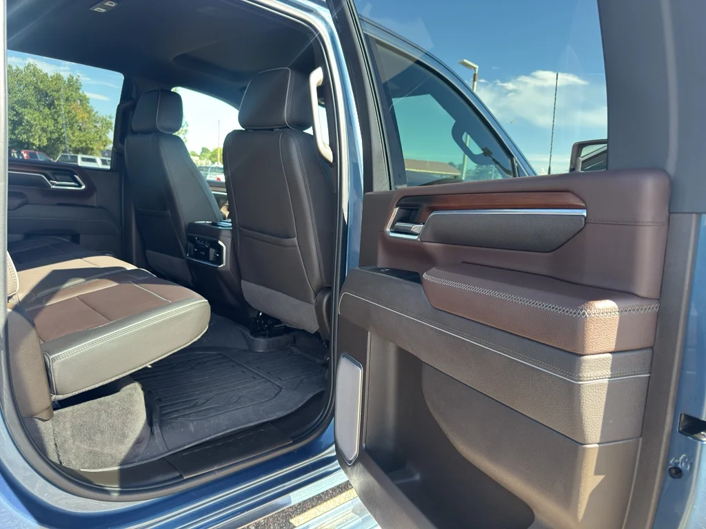Used 2025 Downpour Metallic GMC Denali image 19