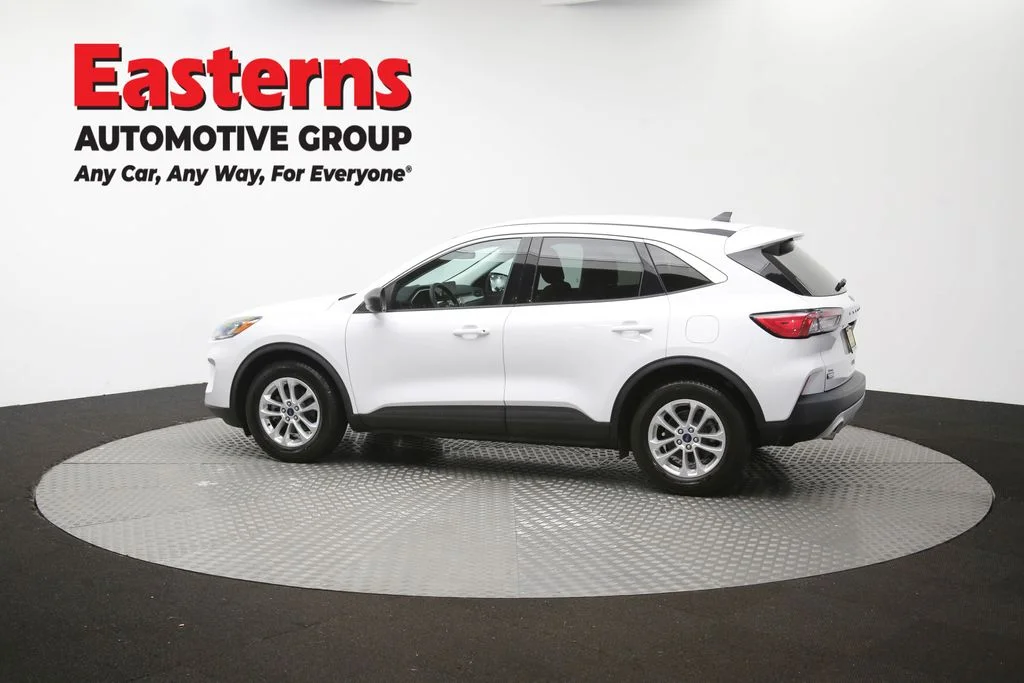 Used 2022 White Ford SE image 61
