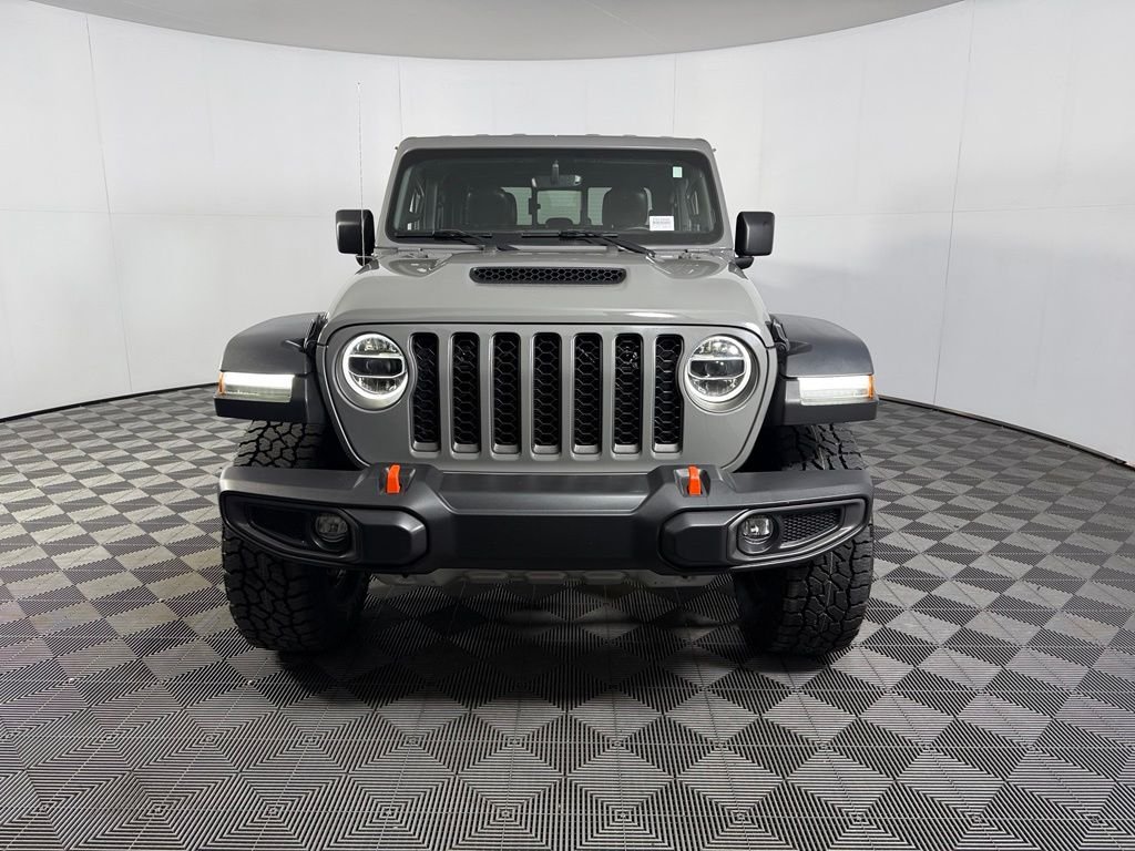 Used 2022 Gray Jeep Mojave image 3