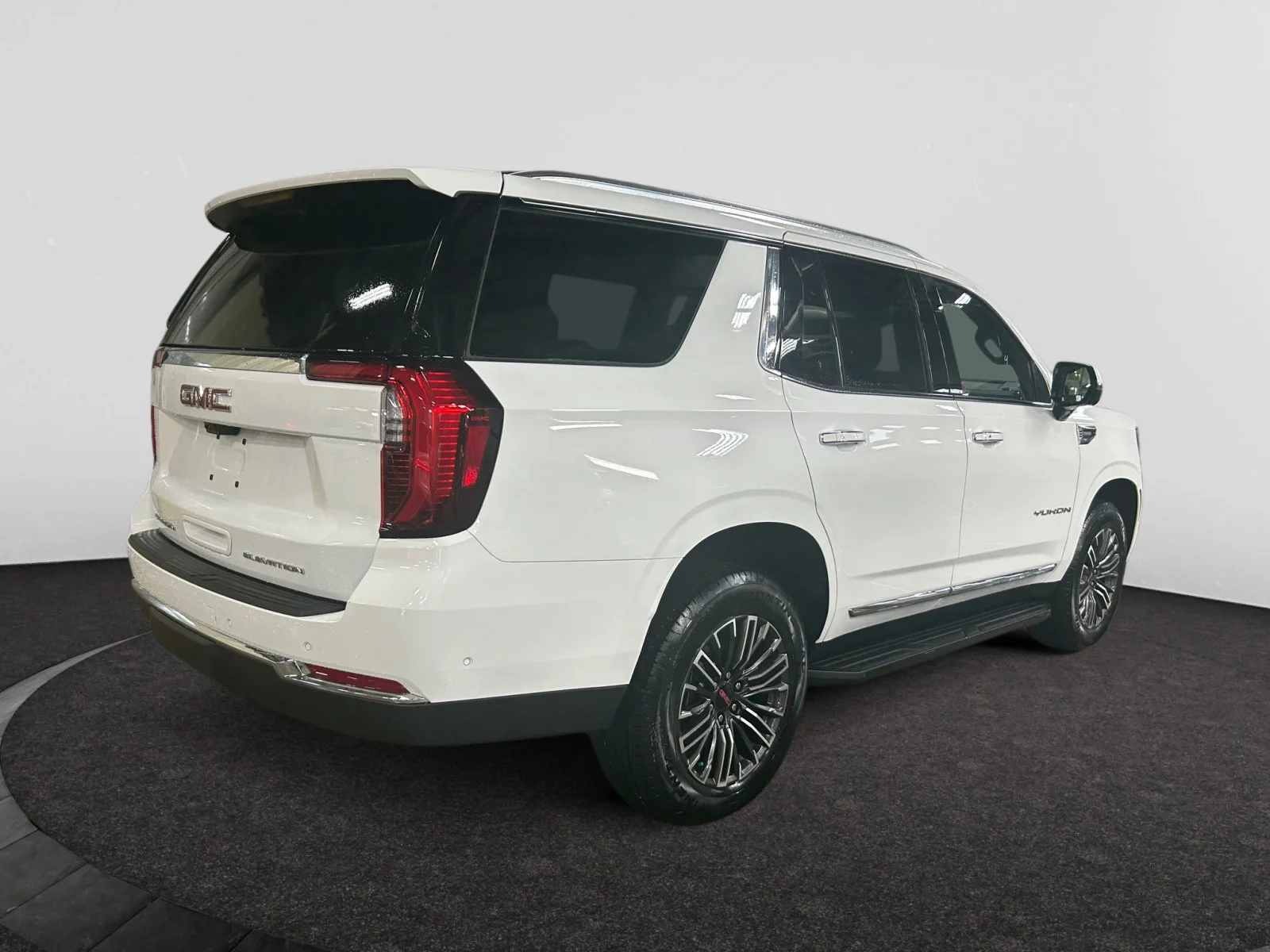 New 2026 Summit White GMC Elevation image 5