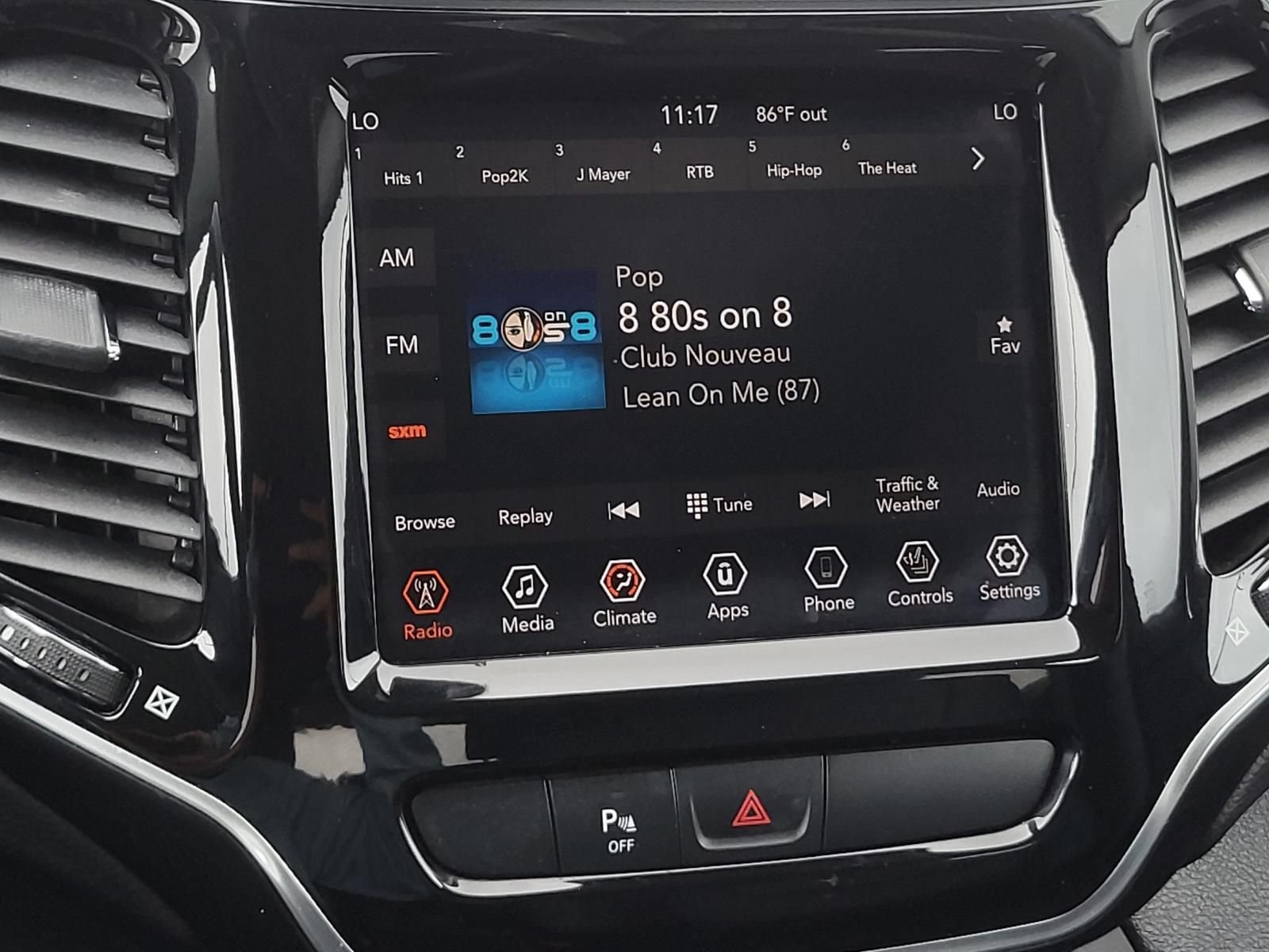Used 2019 Bright White Clearcoat Jeep Limited image 25