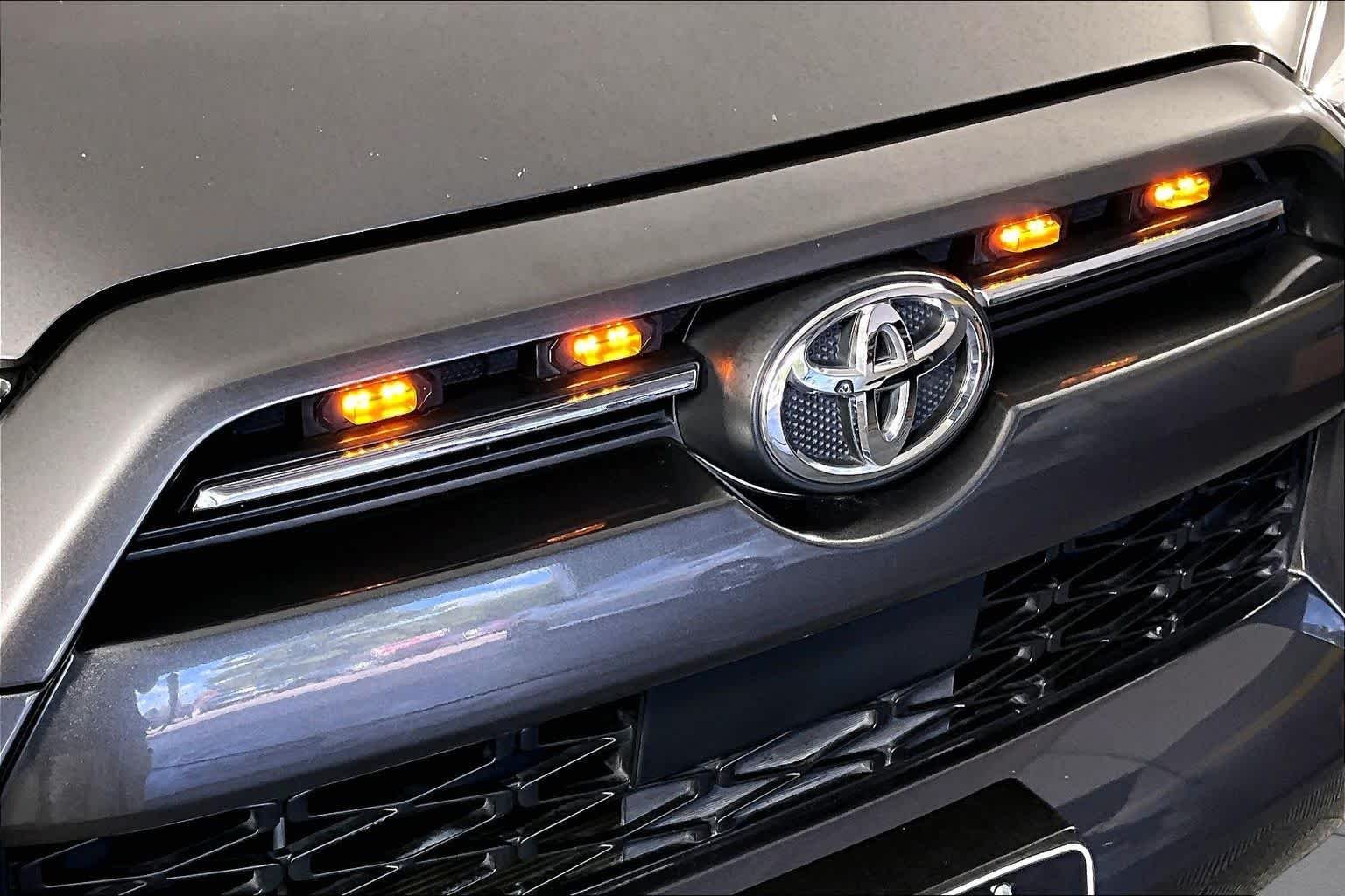 Used 2023 Magnetic Gray Metallic Toyota SR5 image 28