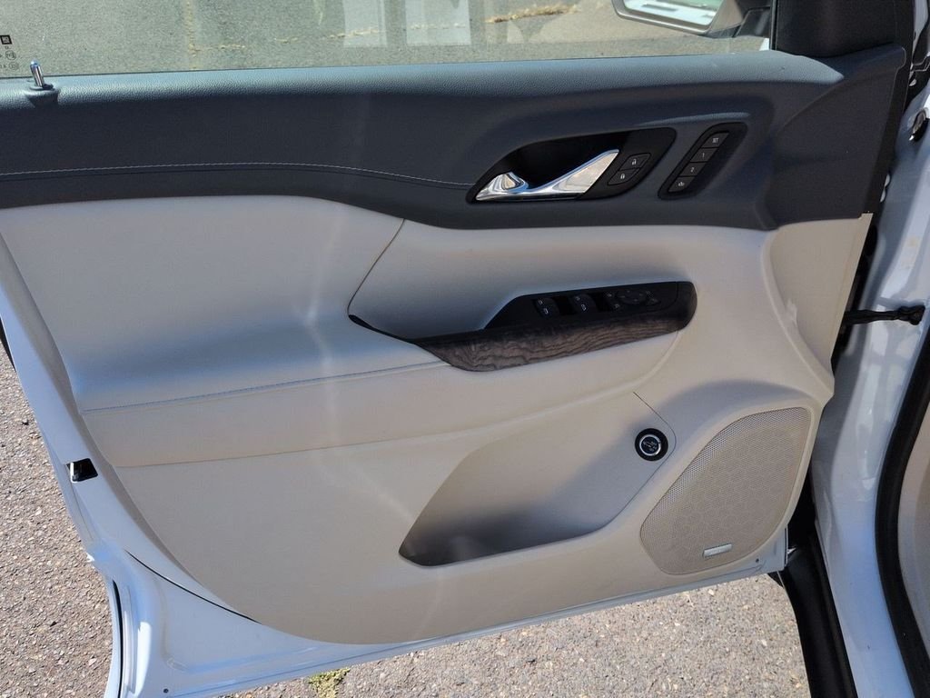 Certified Used 2023 Summit White GMC Denali image 9