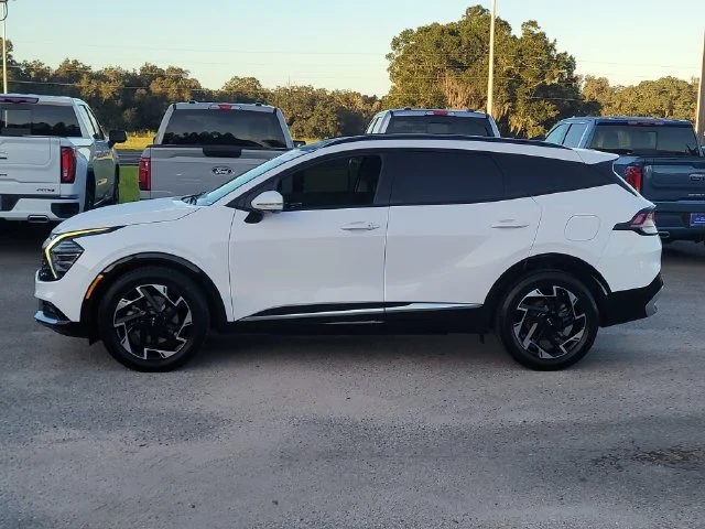 Certified Used 2023 White Kia SX-Prestige image 4