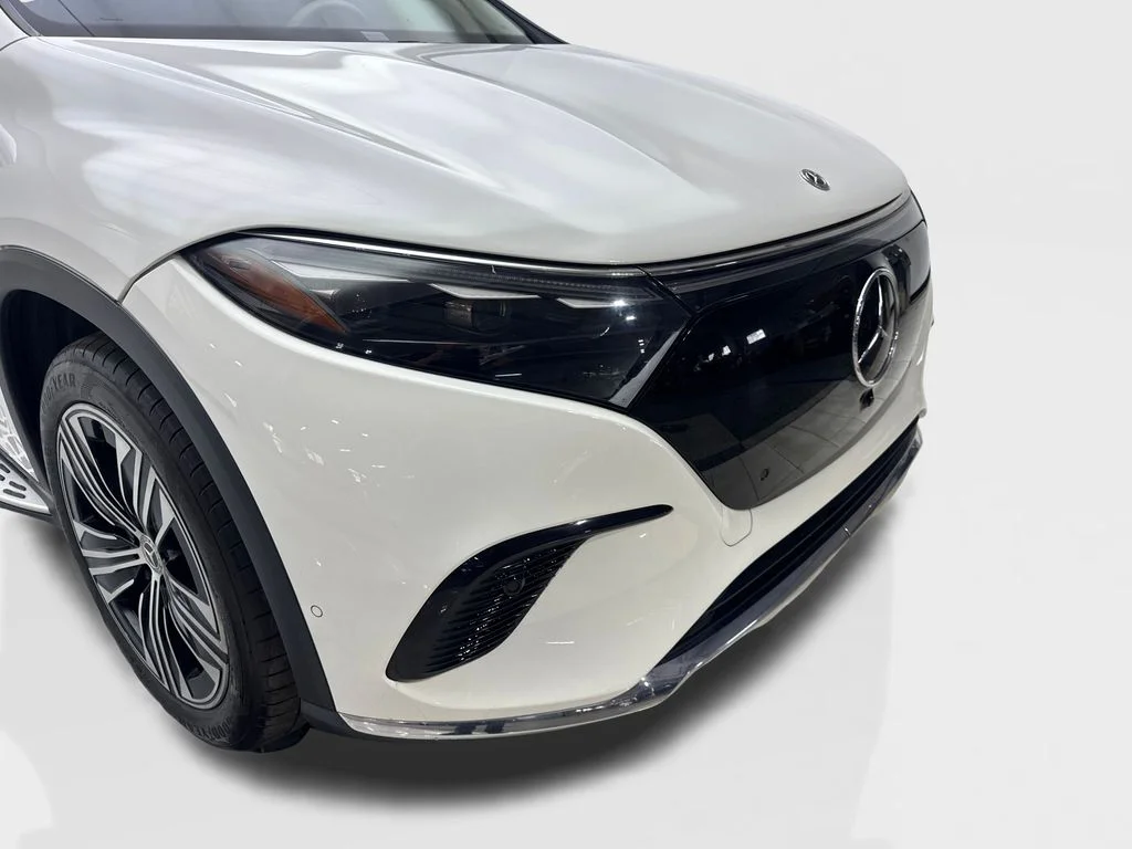 Used 2023 White Mercedes-Benz 450 image 17