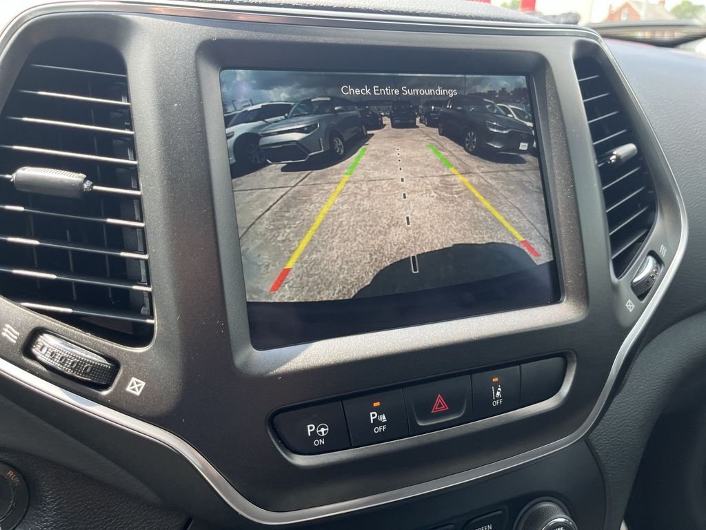 Used 2023 Gray Jeep Trailhawk image 17