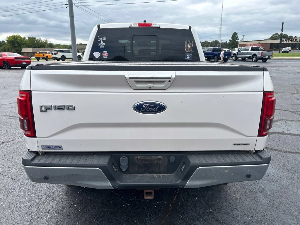 Used 2016 White Platinum Clearcoat Metallic Ford Lariat image 7