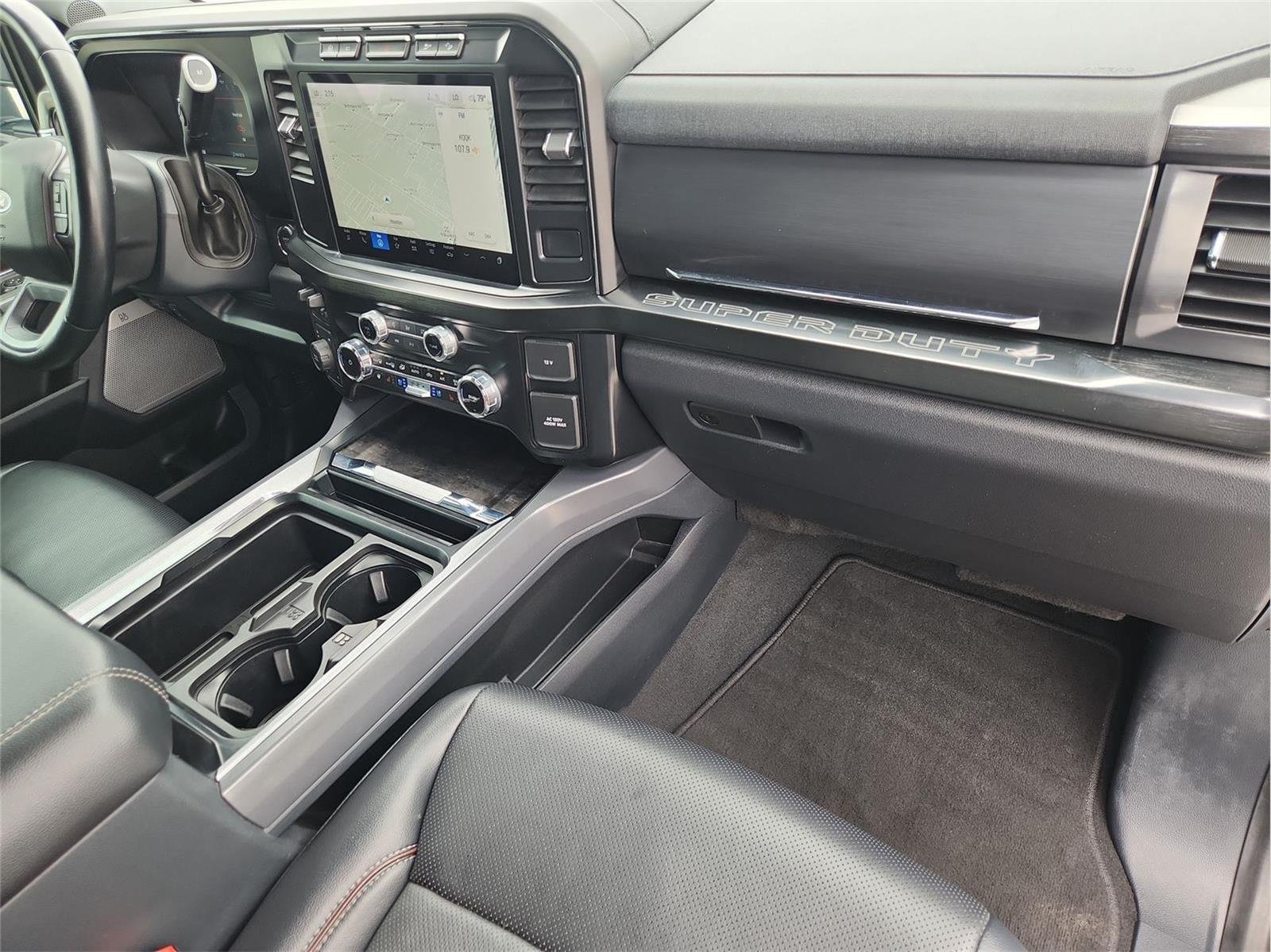 2024 Ford F-350 Super Duty Lariat - Photo 29