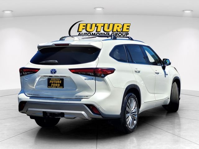 Used 2021 White Toyota Platinum image 4