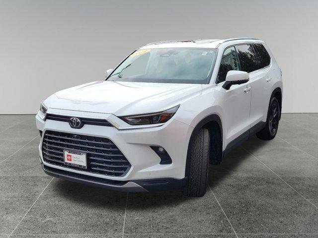 Certified Used 2024 WIND CHILL PEARL Toyota  image 3