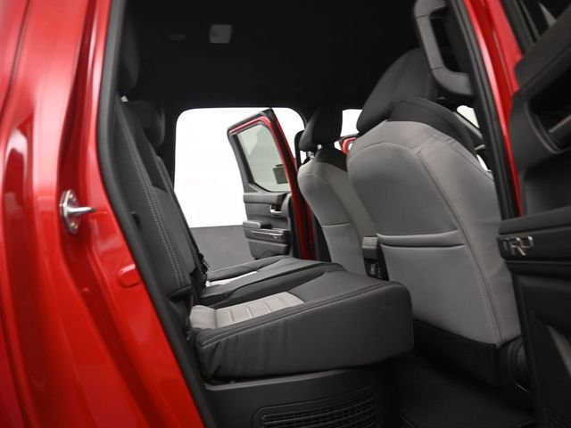 2025 Toyota Tacoma TRD Off Road - Photo 13