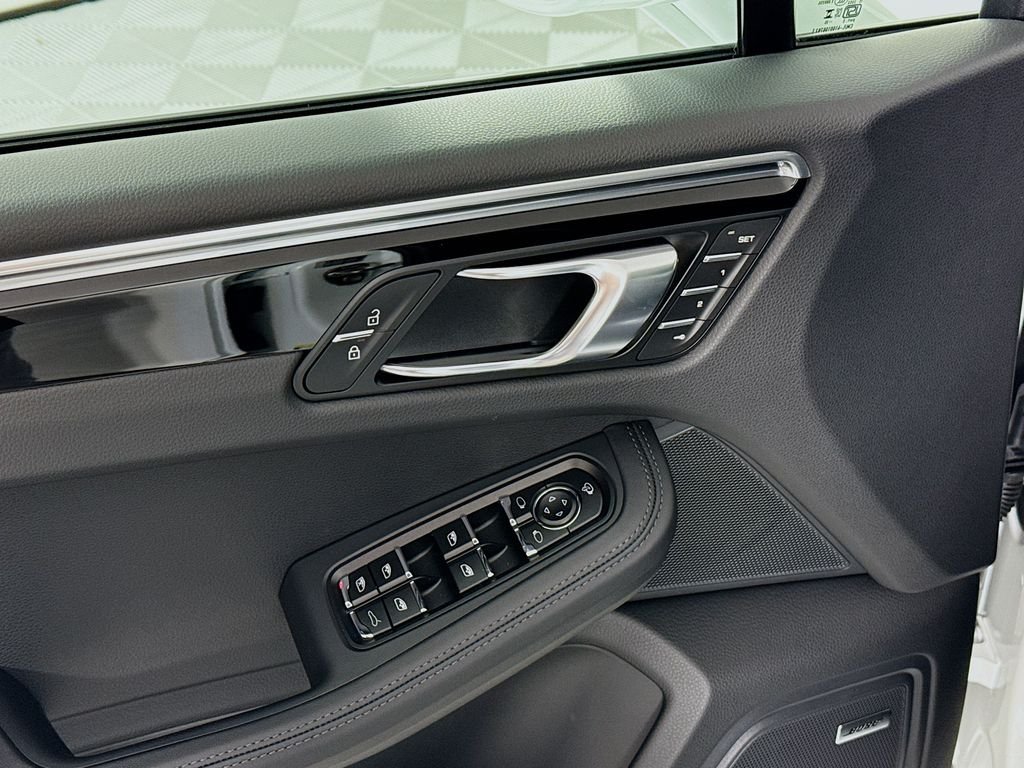 Used 2026 White Porsche  image 19