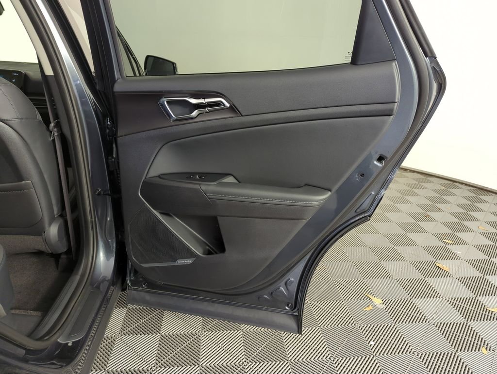 New 2026 Gravity Gray Kia SX-Prestige image 33