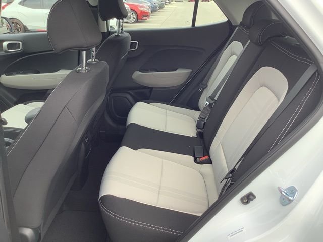 New 2026 Lunar Hyundai SEL image 10