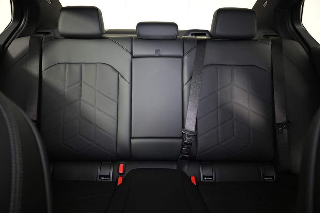 2026 BMW 5 Series 530i - Photo 25