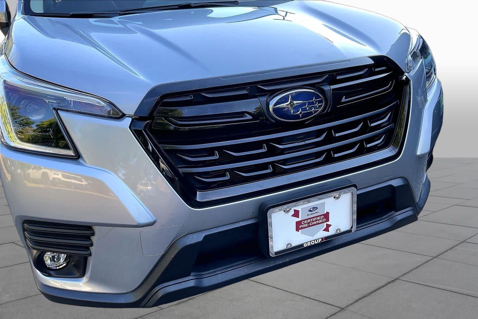 Used 2024 Ice Silver Metallic Subaru Premium image 30